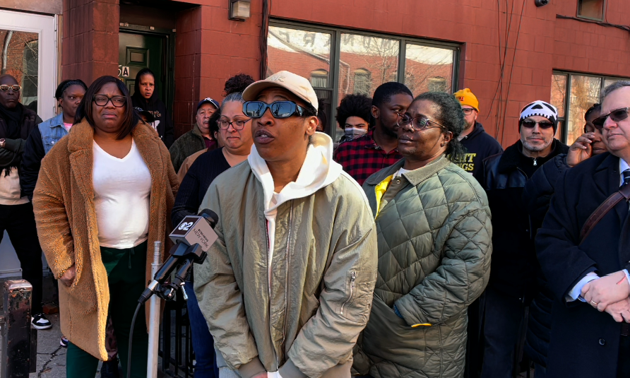 Image representation of Red Hook Gardens Residents Demand Landlord Make Overdue Repairs